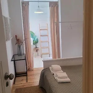 Tiny With Private Bathroom - Bairro Alto Affittacamere Lisbona