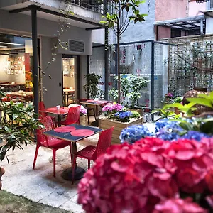 Otel Nuru Ziya Suites